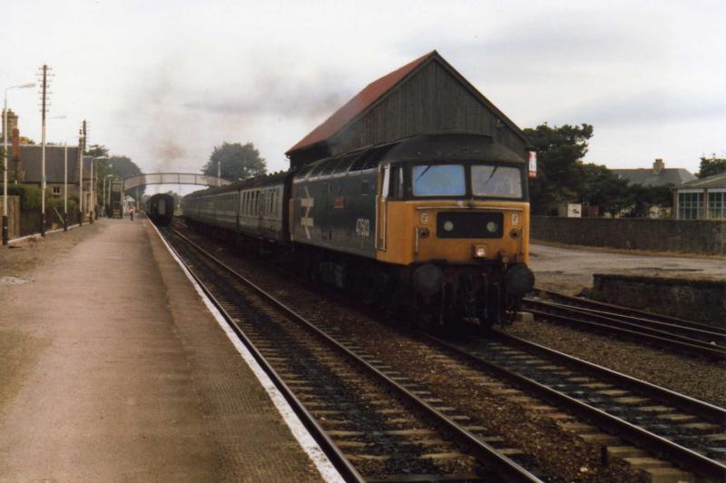 Photo of Nairn - 47563 09.05 Aberdeen - Inverness 17-09-1988.jpg