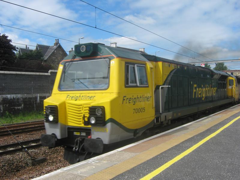 Photo of Freightliner 70005