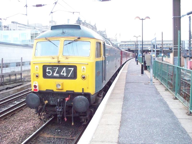 Photo of 47270 'Swift' sits on the rear of 1Z71 in Waverley on 18/12/10