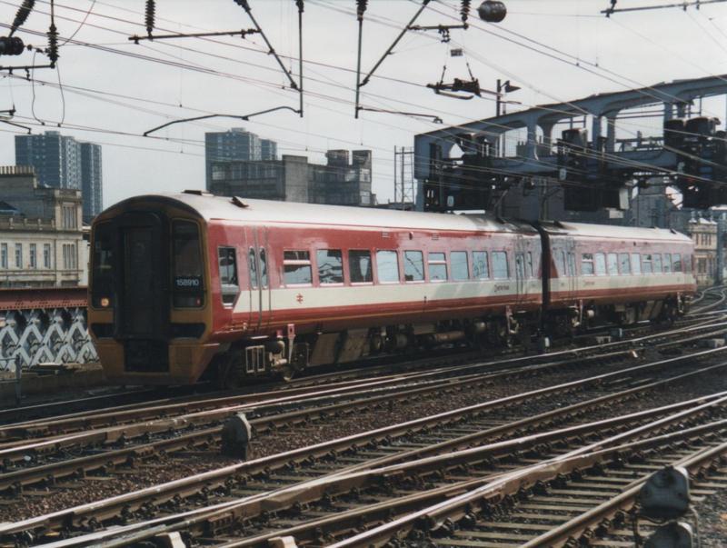 Photo of 158910, Glasgow Central, 14/10/99