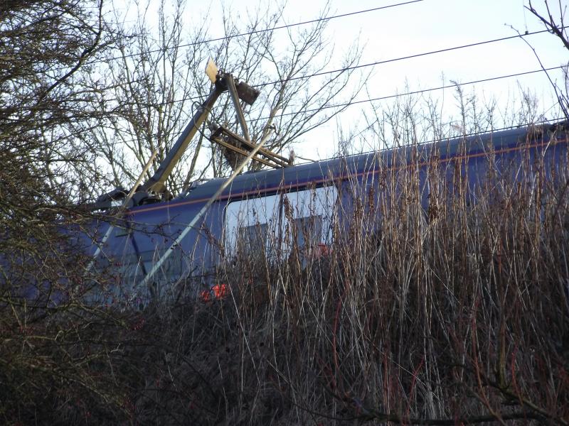 Photo of 380 Knackerd pantograph at kilwinning 