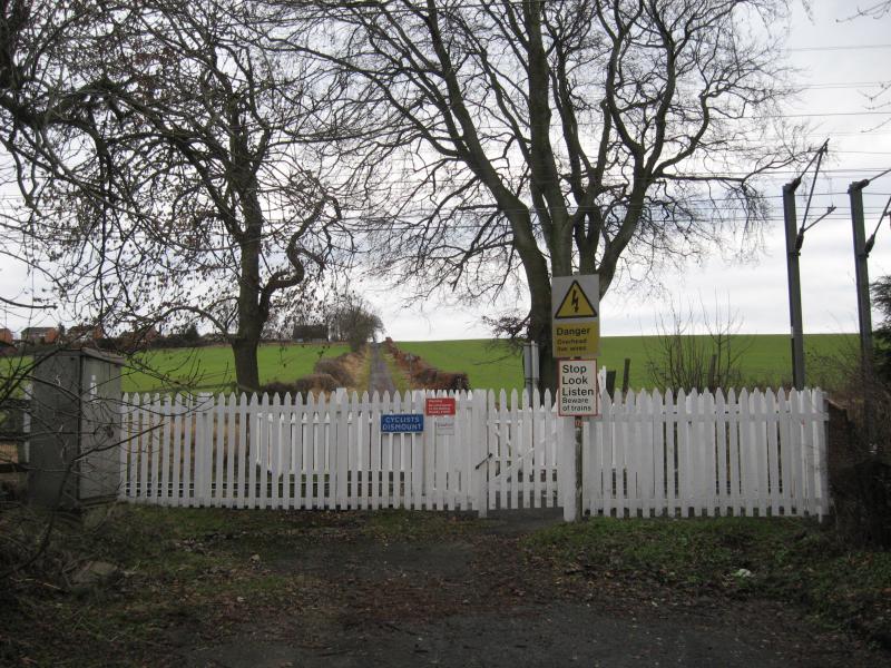 Photo of Curriehill foot crossing