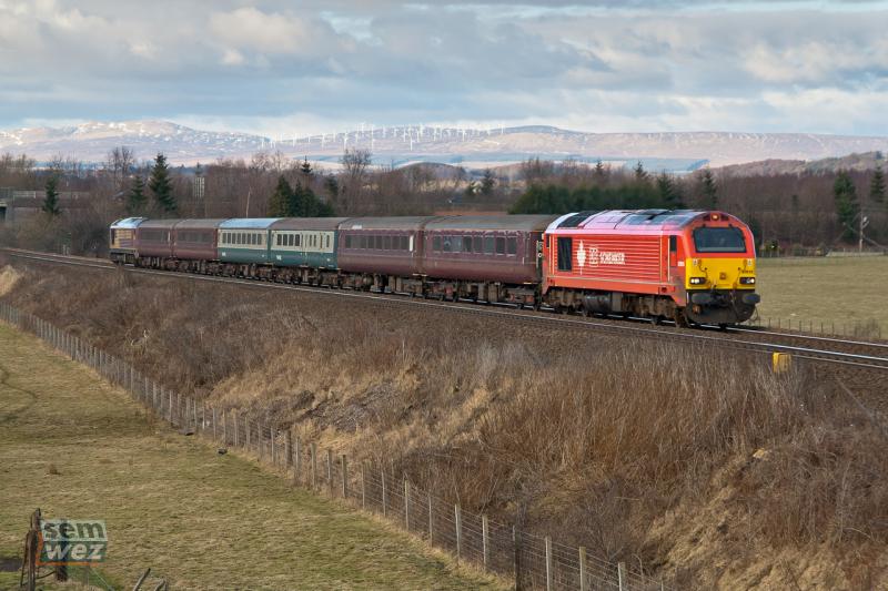 Photo of 2011 Jan 26 - 67018 tt 67023 5B24 Perth-Millerhill @ Bannockburn