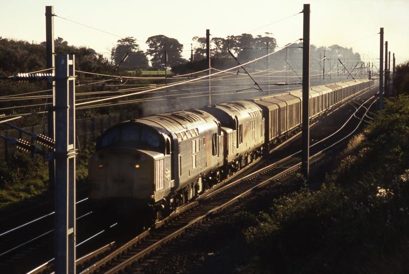 ECML Pet Food: Deanside Transit - Wisbech pet food train passing Prestonpans in the evening. Traffic ceased completely when the depot was moved from Wisbech. Photo of ECML Pet Food