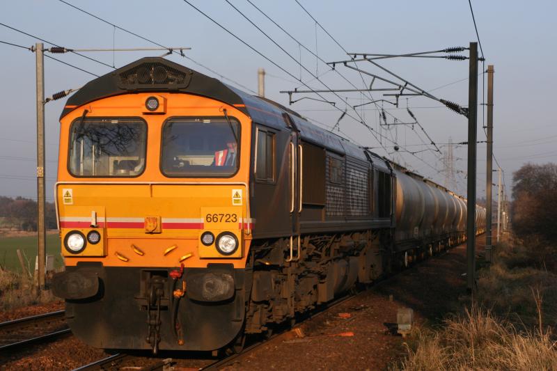 Photo of 66723 at Gowanhill Farm Road foot crossing