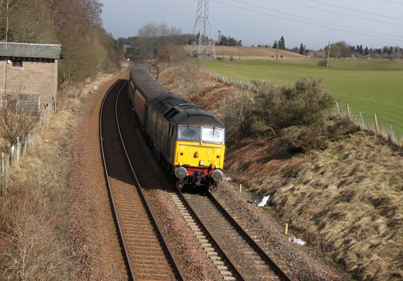 Photo of DRS 47712 at Demarkfield farm