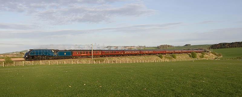 Photo of Sir Nigel Gresley at Reston Hill