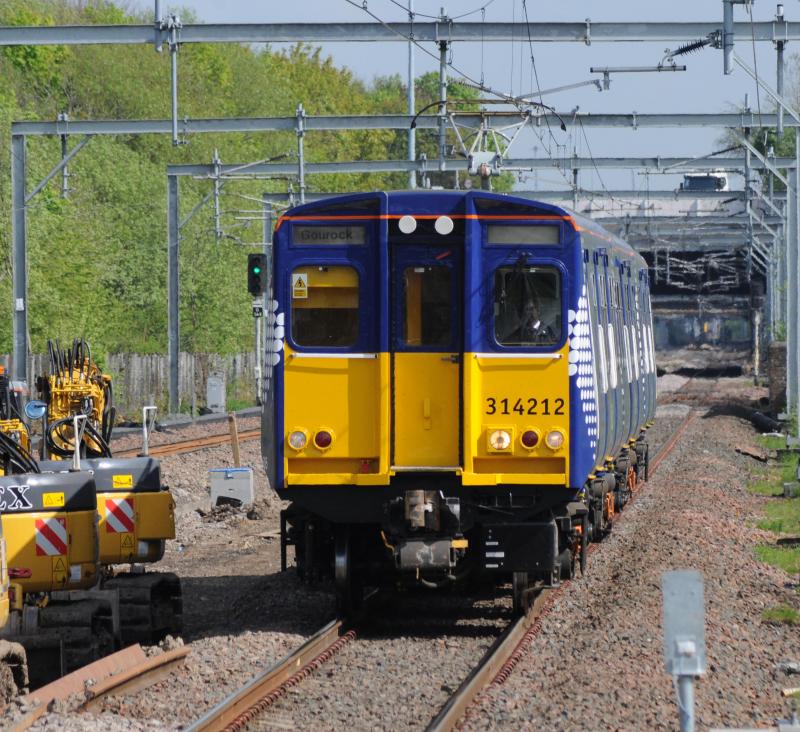 Photo of 314212 Approaches Cardonald