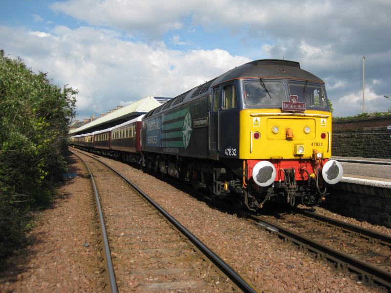 Photo of 47832 at Dundee