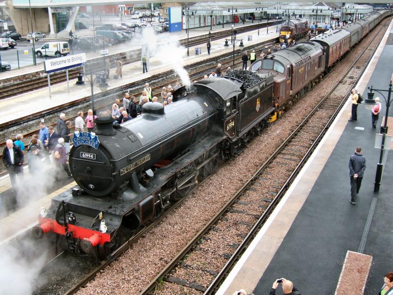 Photo of 61994 and 37676 with1Z62 for Fort William