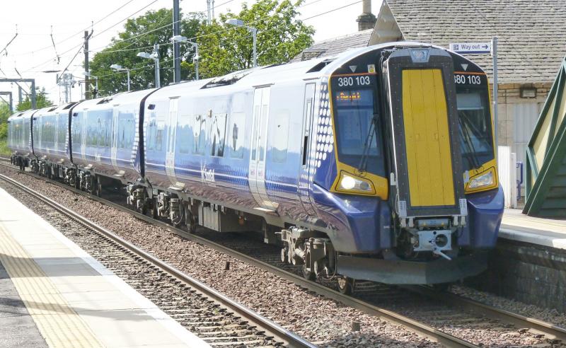 Photo of 380 103 at Prestonpans