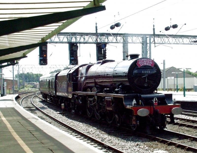 Photo of LMS 6201 Princess Elizabeth at Carlisle