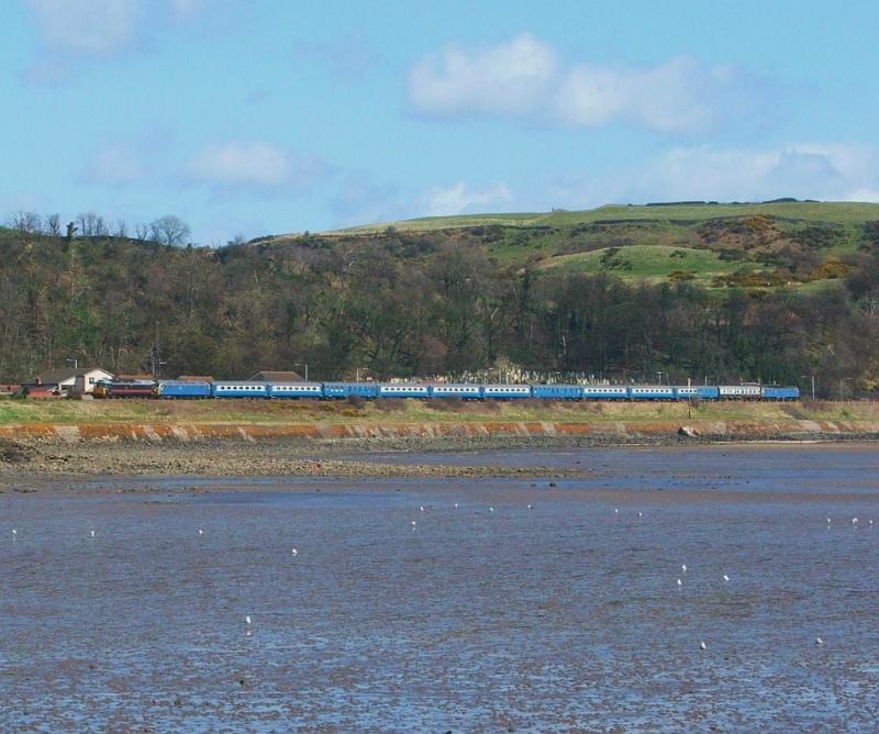 Photo of 47703 47709 Blue Pullman Burntisland