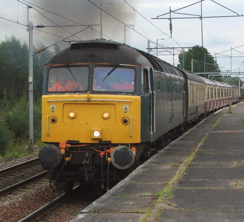 Photo of 47830 318252 Coatbridge Central