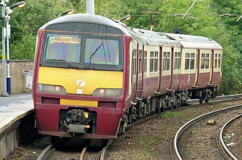 Photo of 320302 @ Partick 2 Aug 11