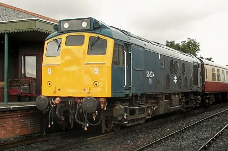 Photo of 25235 @ Bo'ness 22 July 2007